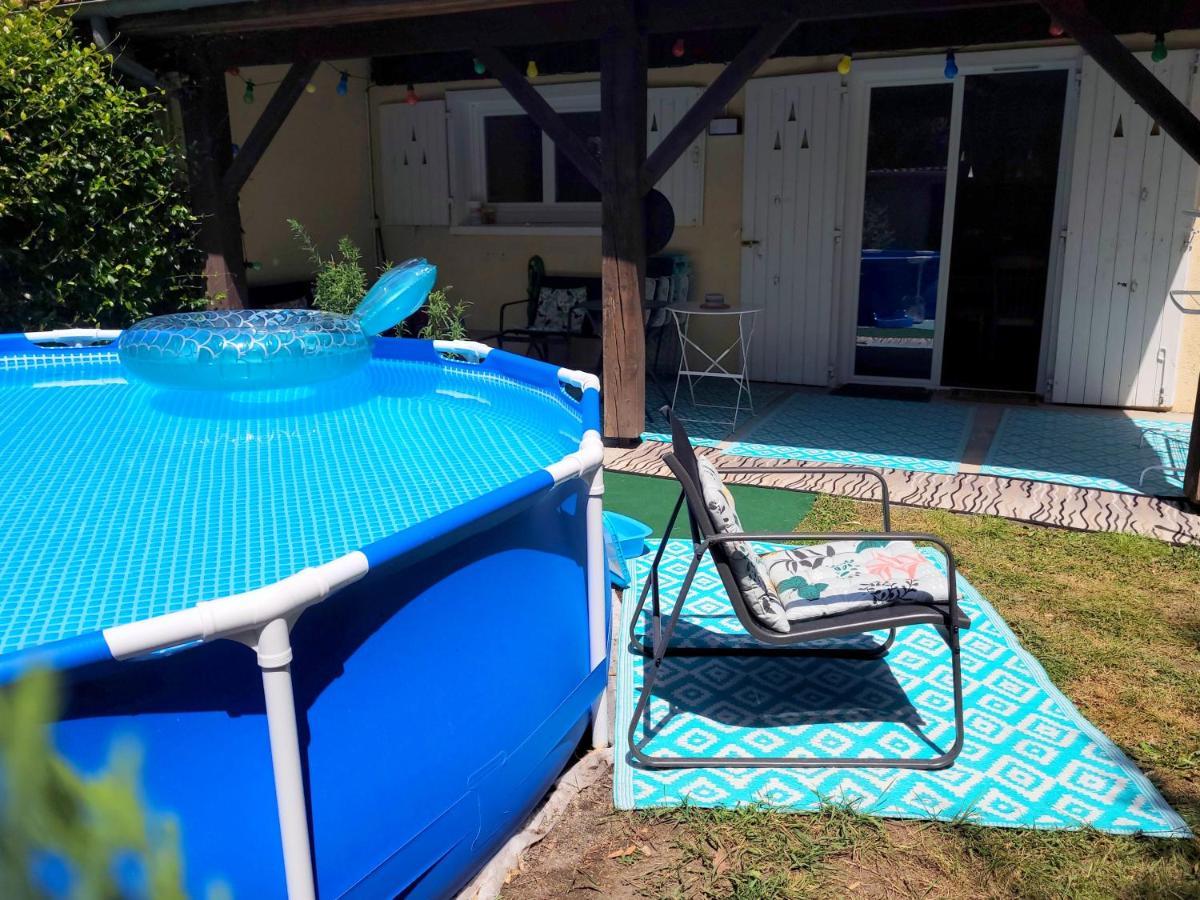 Villa Avec Piscine A Bordeaux Exterior photo